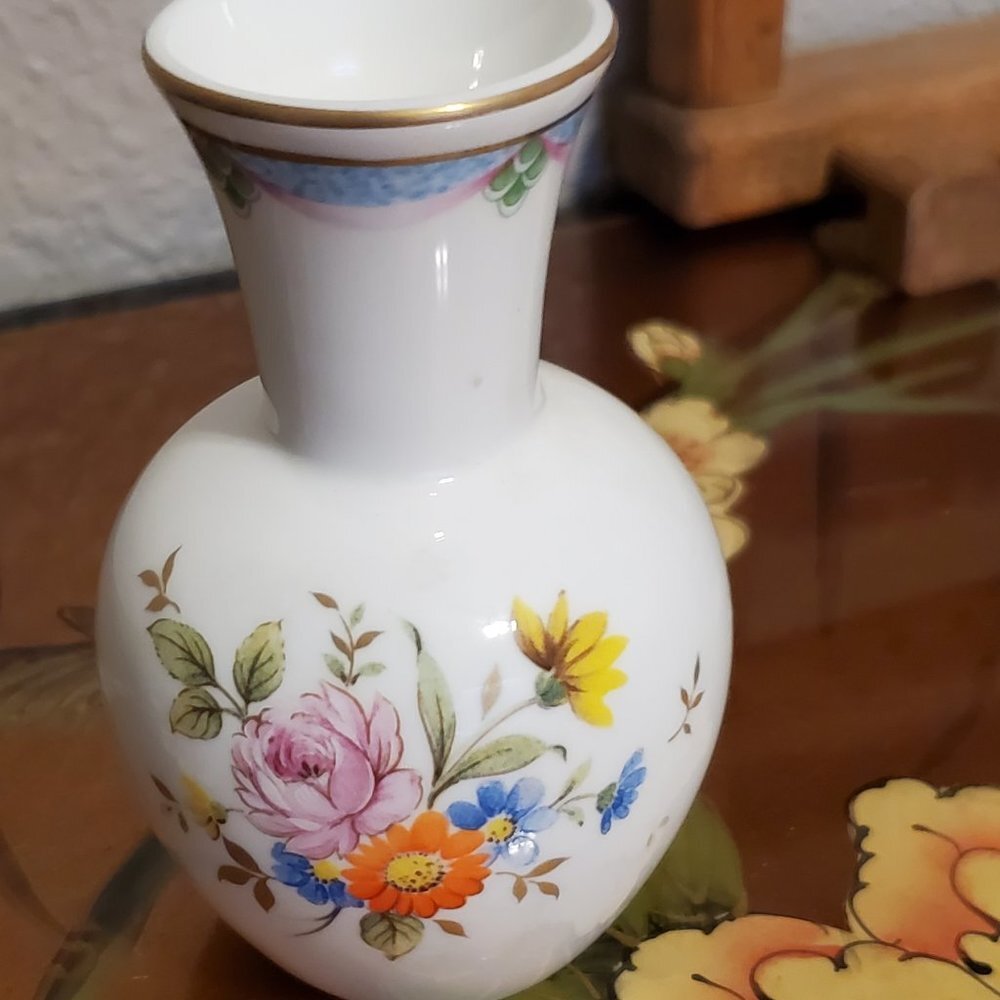 Christopher Stuart Bone China Miniature Bud Vase